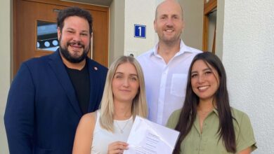 02.10.2024

                                                

                                                Emily Engelbrecht beendet erfolgreich Ausbildung!
                                            

                                                

                                                        Unsere erste Auszubildende im Rathaus Thalmassing, Emily Engelbrecht, konnte im August erfolgreich ihre Ausbildung zur Verwaltungsfachangestellten beenden und das Ausbildungszeugnis in den Händen halten.